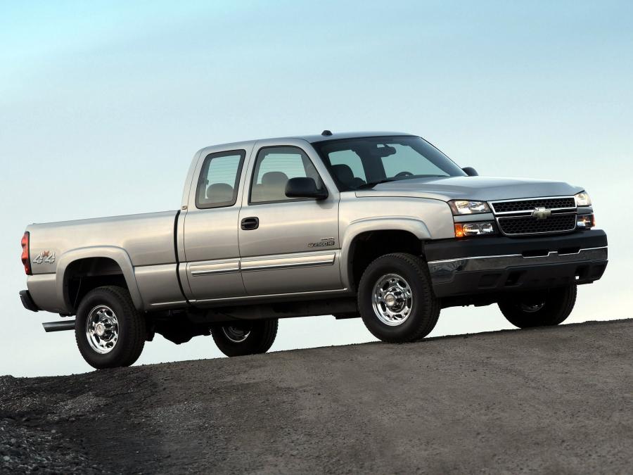  Chevrolet Silverado 2500 HD Extended Cab 2002 года  (фото 6 из 7)
